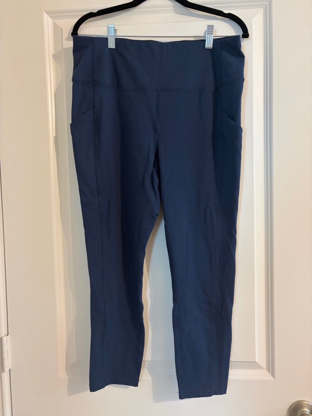 32 Degrees Navy Blue High-Waist Leggings with Side Pockets